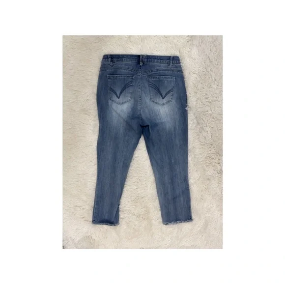 Democracy Women's Light Blue Ankle Crop Jeans - Sz 14W - EUC - Picture 2 of 3